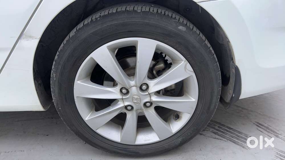 Hyundai Verna Fluidic 1.6 Vtvt Sx Automatic, 2012, Petrol