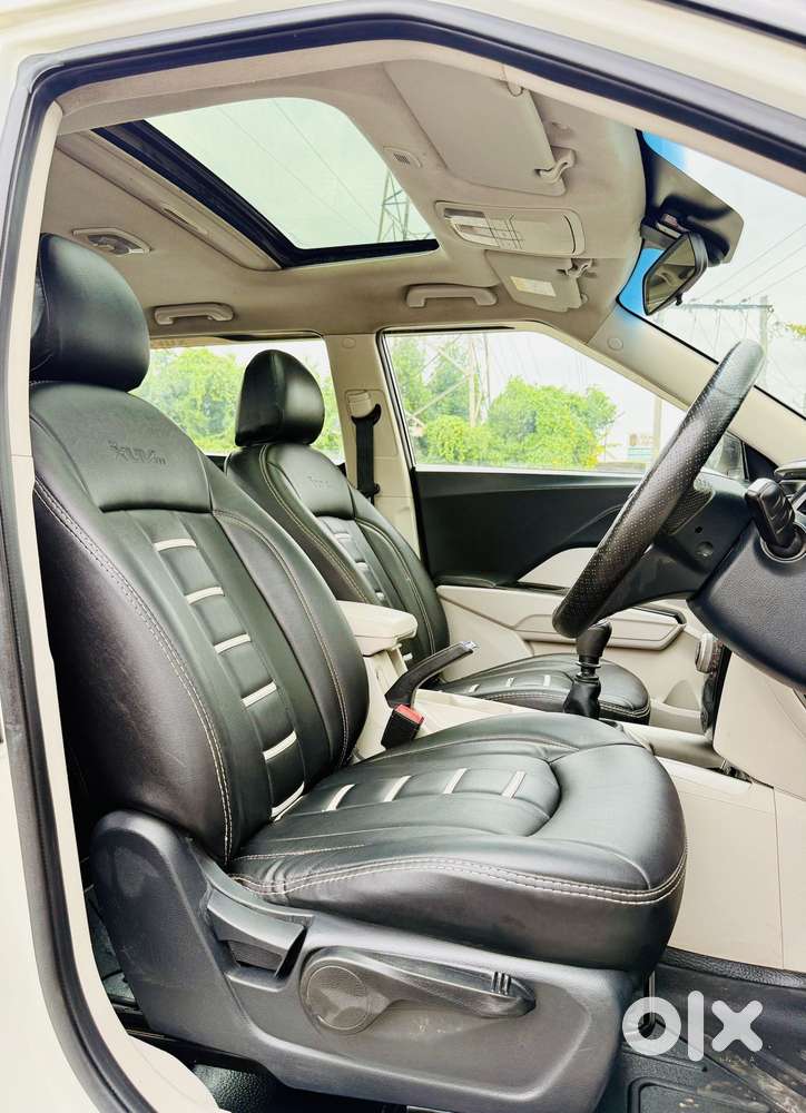 Mahindra Xuv300 W8 Diesel, 2022, Diesel