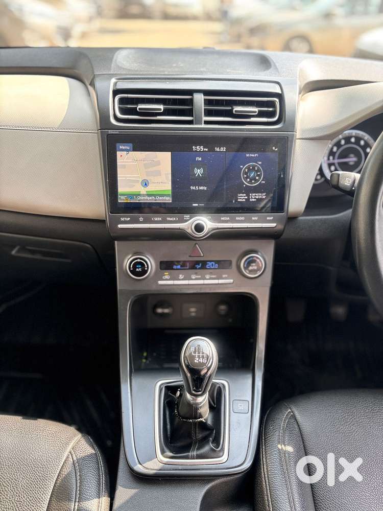 Hyundai Creta Sx Petrol Mt, 2022, Petrol