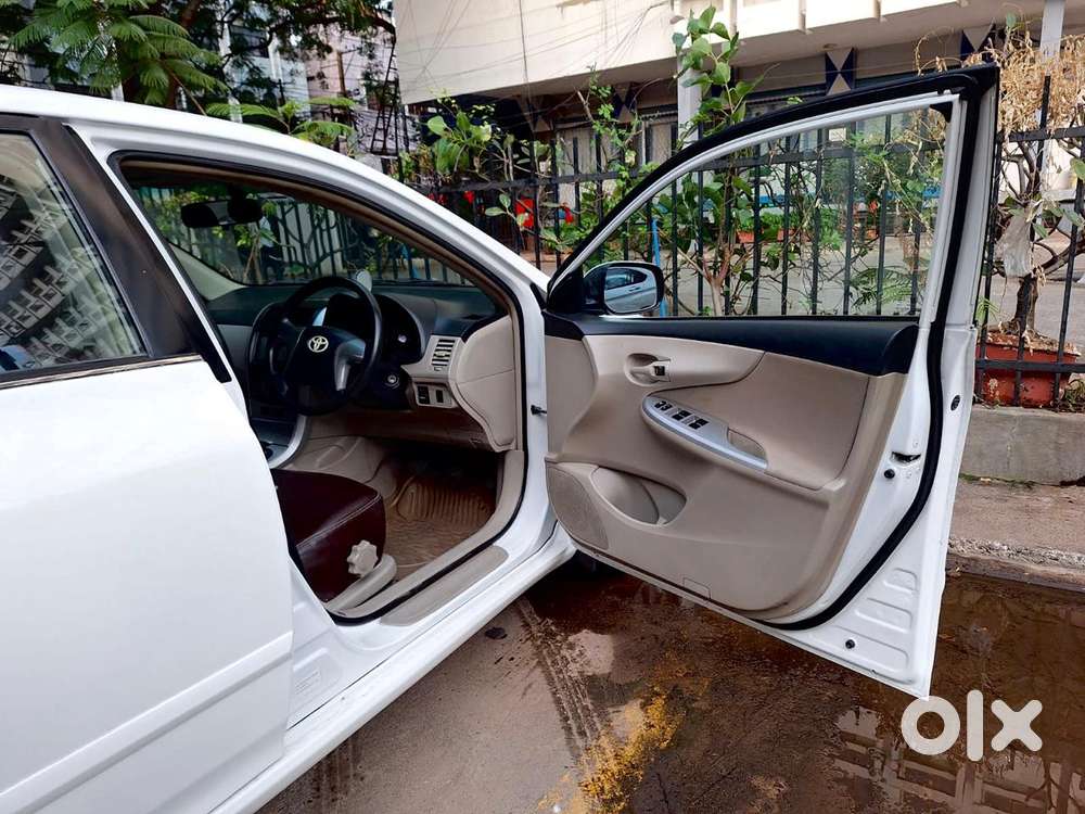 Toyota Corolla Altis 1.8 J, 2012, Diesel