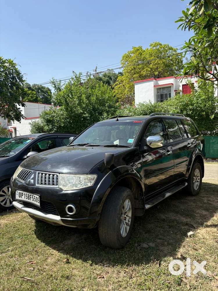 Mitsubishi Pajero Sport 2013 Diesel 137000 Km Driven