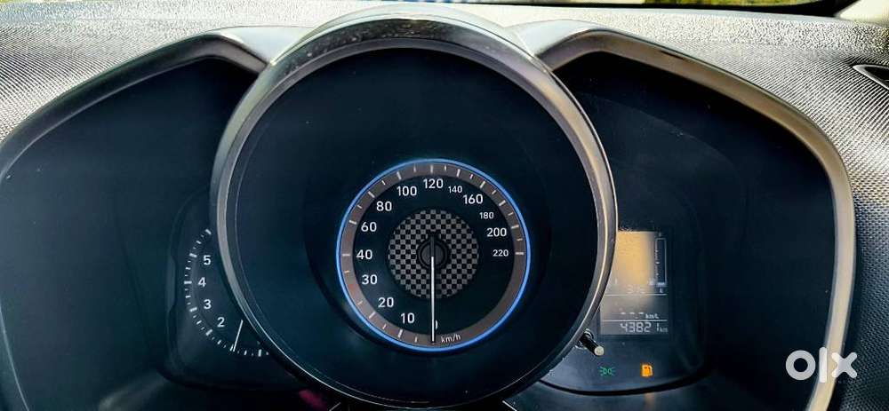 Hyundai Venue Sx Mt, 2021, Petrol