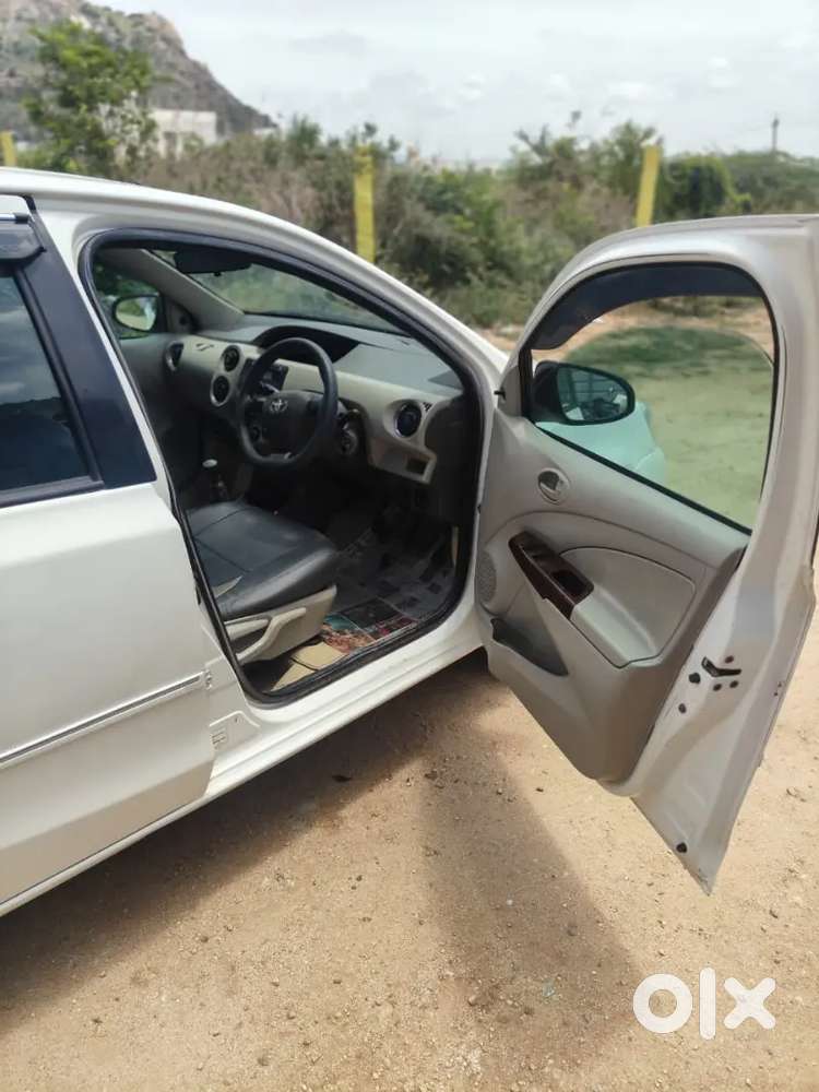 Toyota Etios 2013