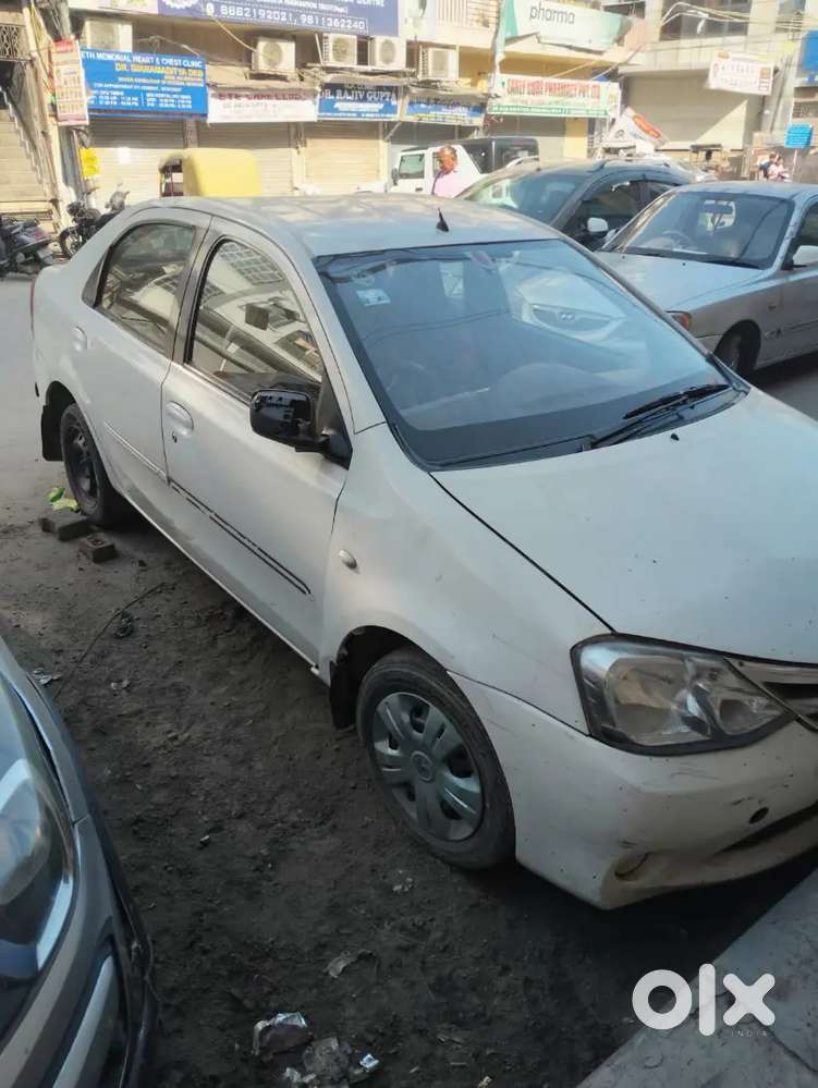Toyota Etios Petrol 2011