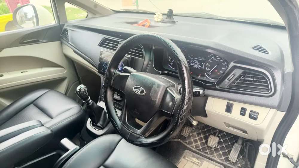 Mahindra Marazzo Diesel 2019