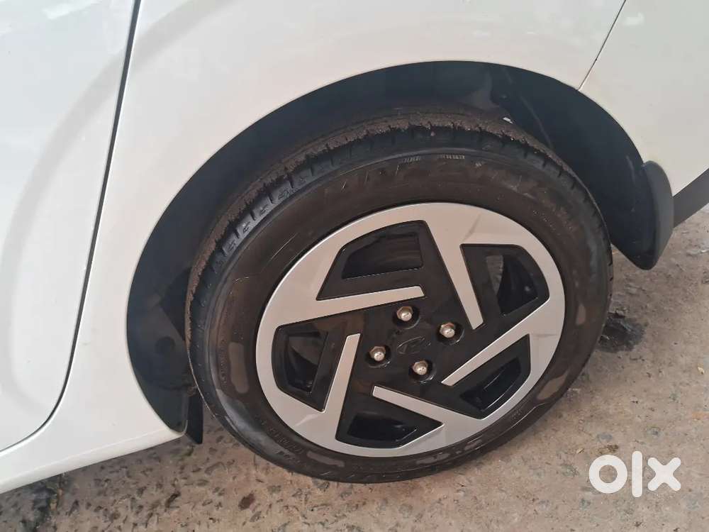 I Am Offering My Hyundai Aura S Cng For Sale. The Vehicle Is 2 Months