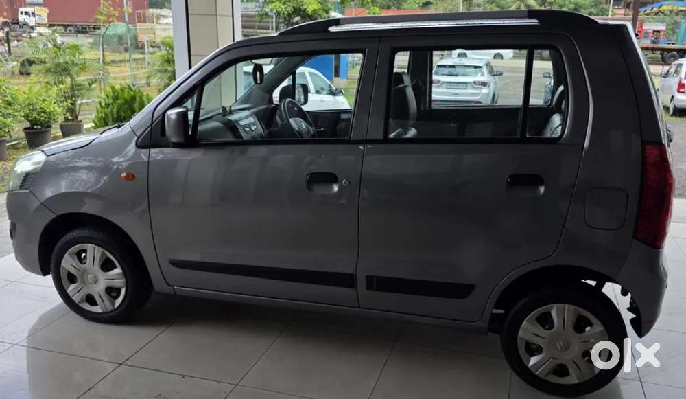 Maruti Suzuki Wagon R Stingray Amt Vxi, 2016, Petrol