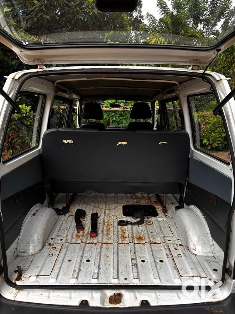 Maruti Suzuki Omni 5 2012