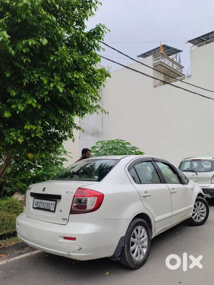 Maruti Suzuki Sx4 Zxi 2010 Petrol Manual.    Cng Fitted