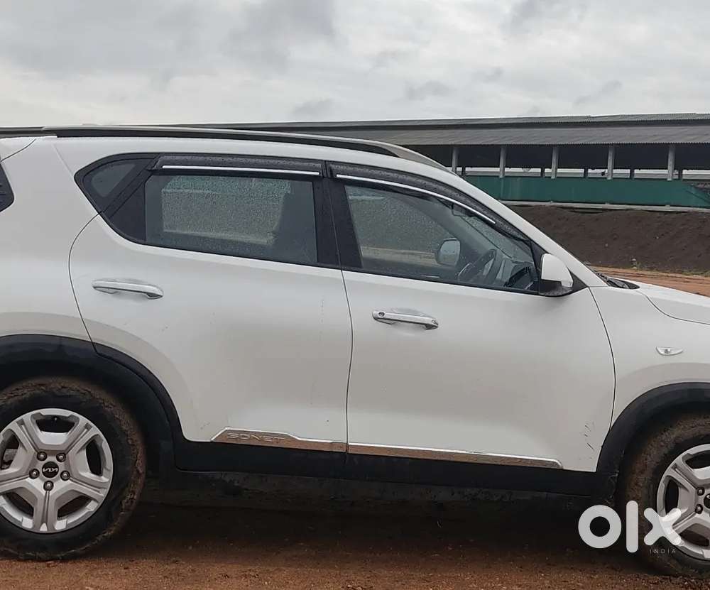 Kia Sonet 2022 Petrol Well Maintained