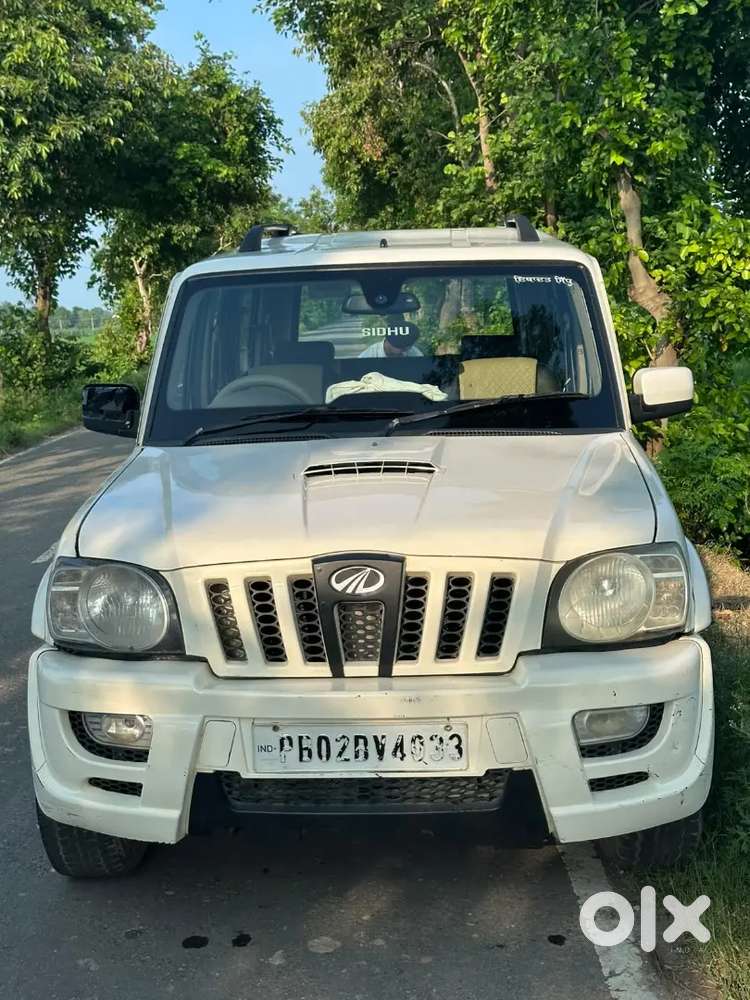 Mahindra Scorpio 2012 Diesel Manual