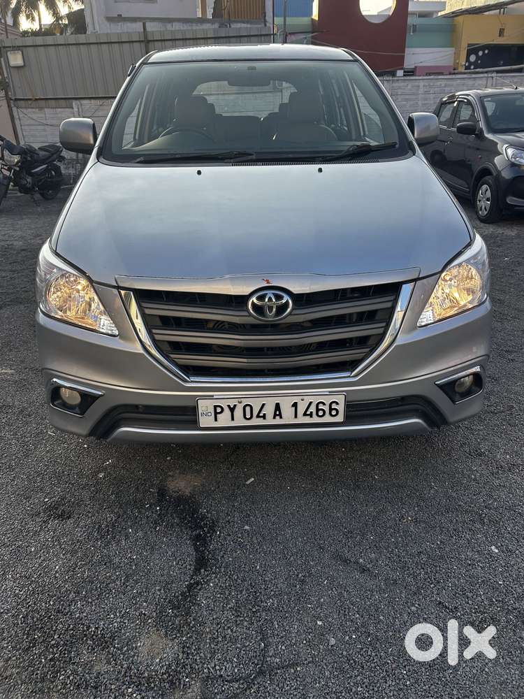 Toyota Innova 2.5 G (diesel) 8 Seater, 2015, Diesel