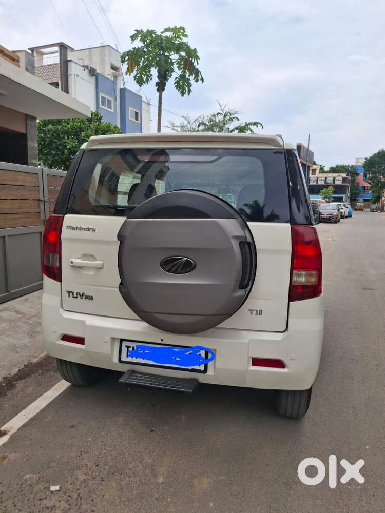Mahindra Tuv 300 T10, 2019, Diesel