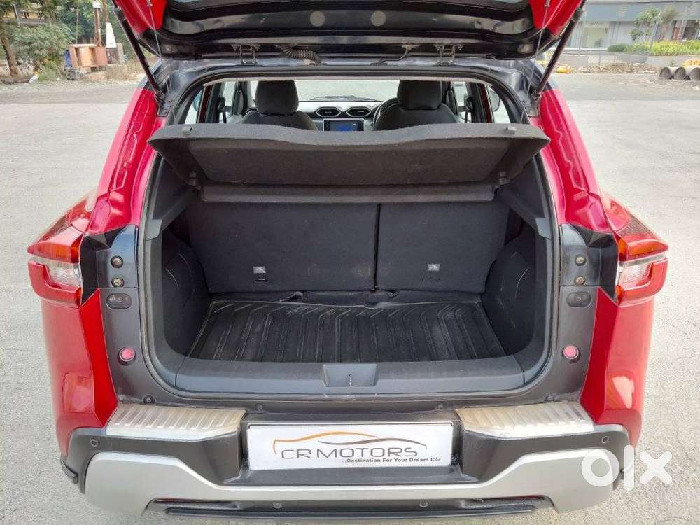 Nissan Magnite 1.0 Xv Premium, 2021, Petrol