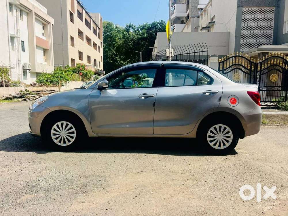 Maruti Suzuki Dzire 1.2 Vxi, 2022, Petrol