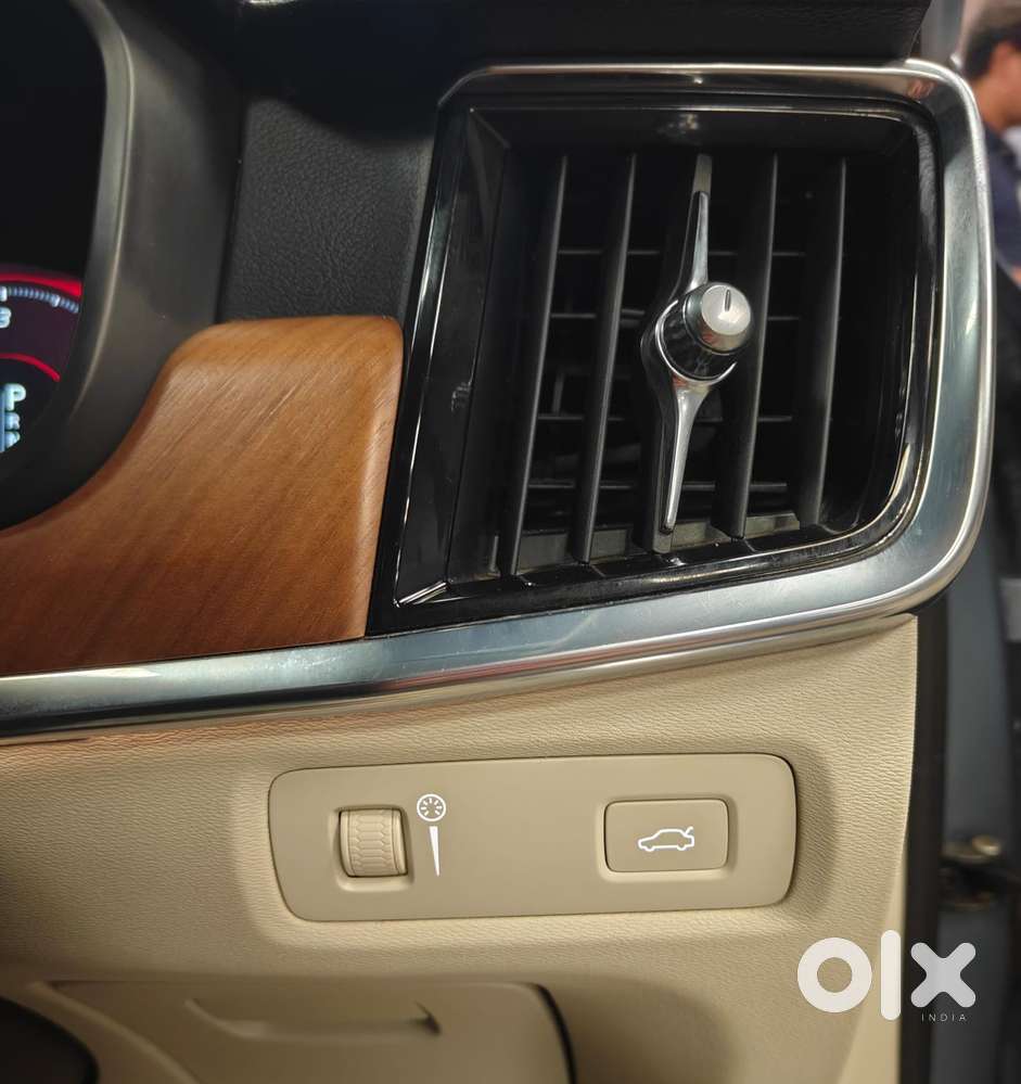 Volvo S90 D4 Inscription, 2018, Diesel