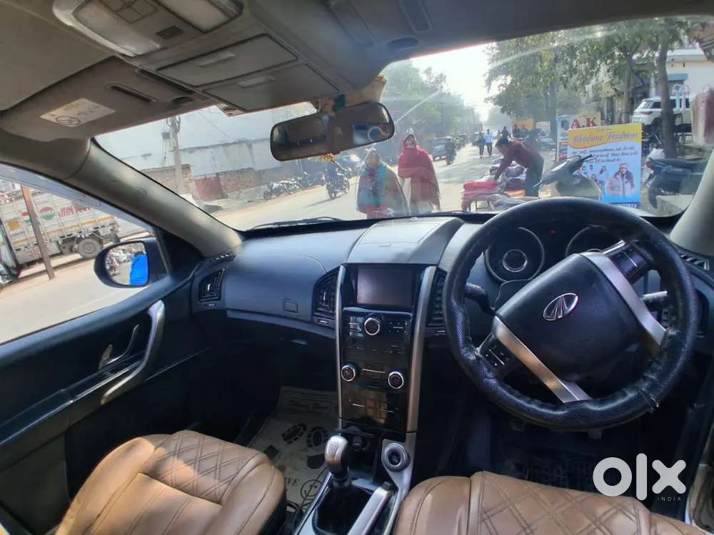 Mahindra Xuv500 2018 Diesel 90000 Km Driven