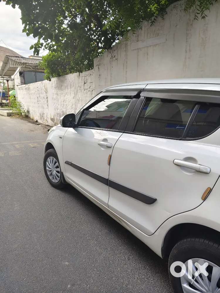 Maruti Suzuki Swift 2012