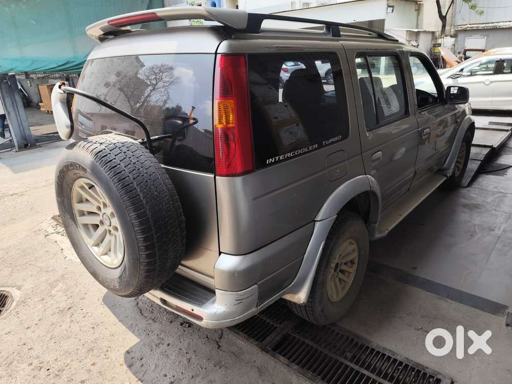 Ford Endeavour Xlt 2004