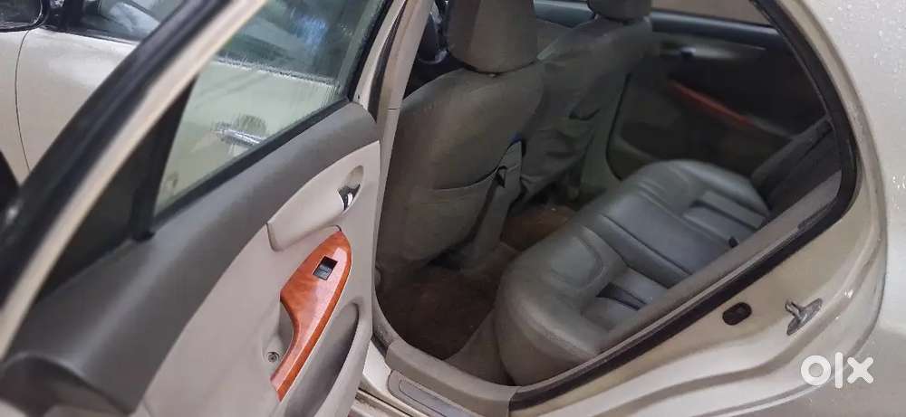 Toyota Corolla Altis 2010 Manual 3rd Owner