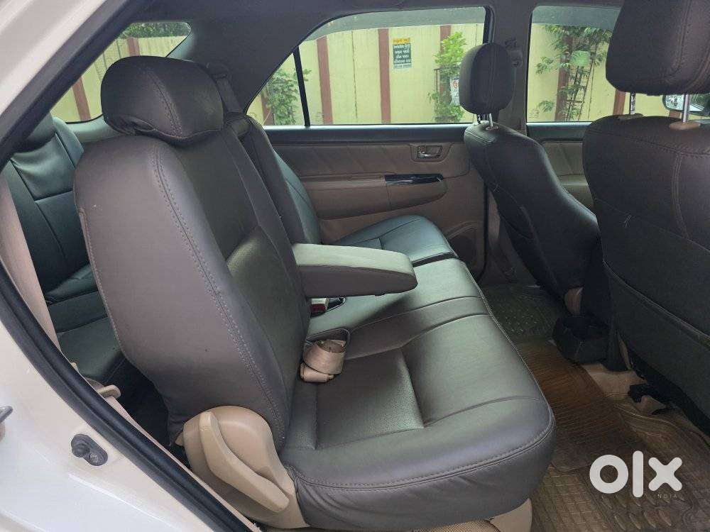 Toyota Fortuner 4x2 Manual, 2012, Diesel