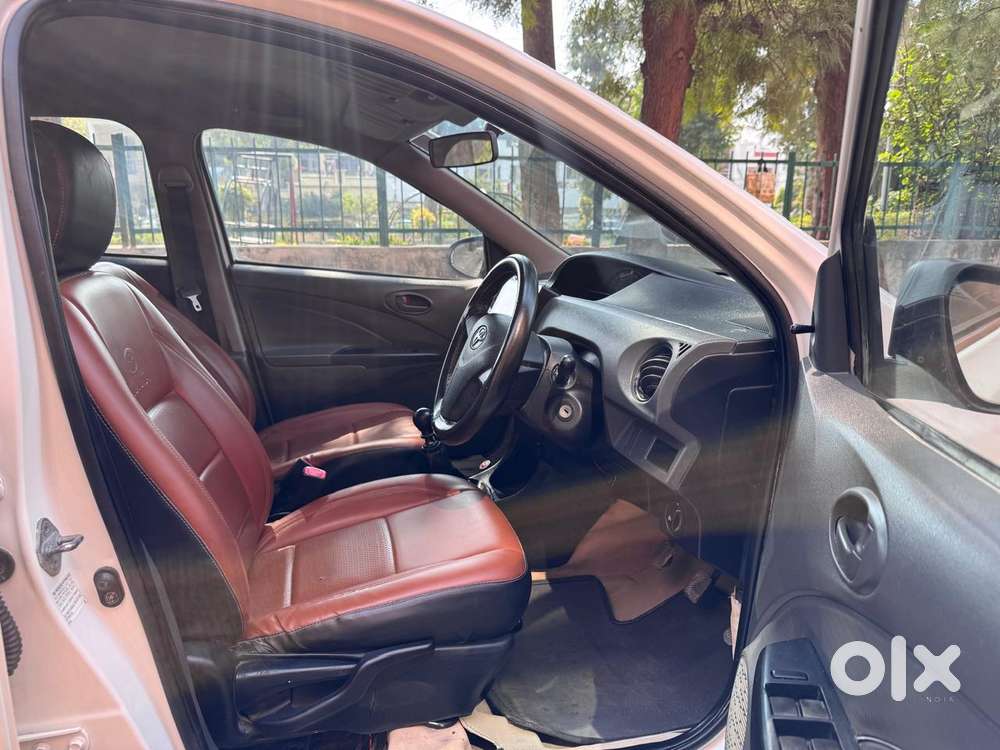 Toyota Etios Liva Gd, 2013, Petrol