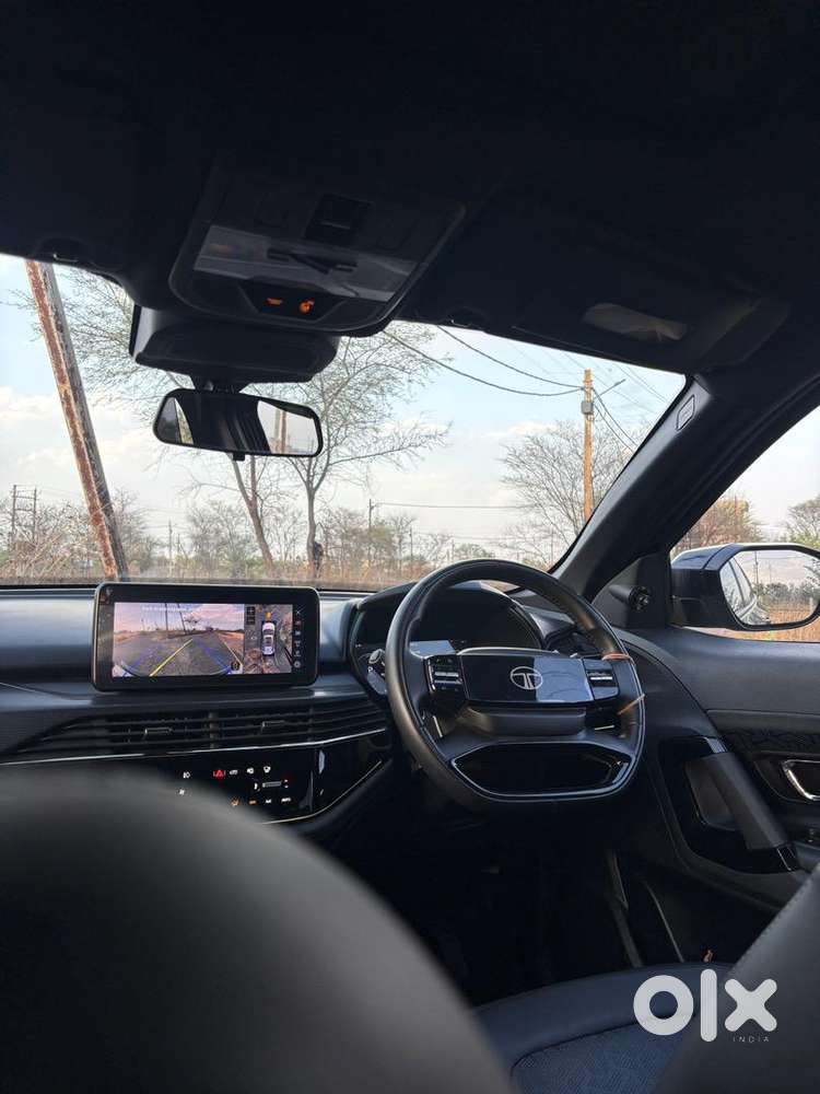 Tata Safari 2024 Adventure Plus  Dark At 8600km, Black, Single Owner