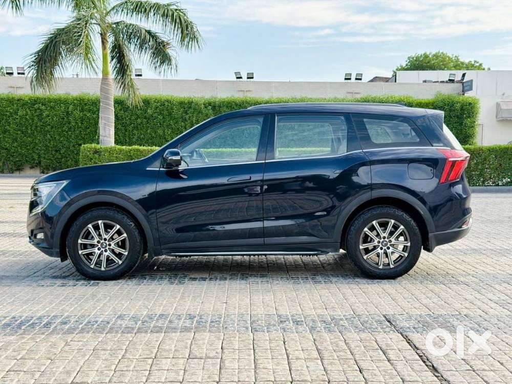 Mahindra Xuv700 2.0 Ax 7 Petrol At Luxury Pack Str, 2022, Petrol