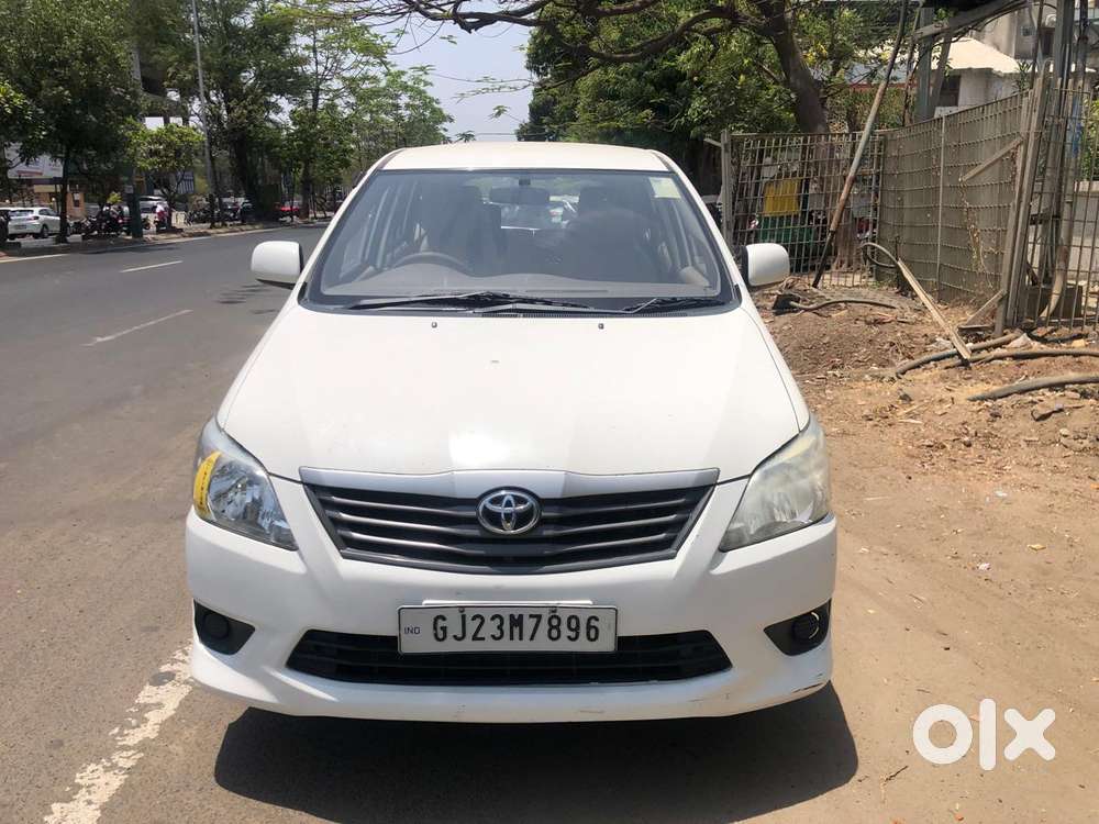 Toyota Innova 2.5 G (diesel) 7 Seater Bs Iv, 2012, Diesel
