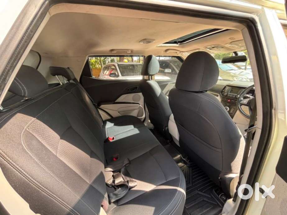 Mahindra Xuv300 W6, 2023, Petrol