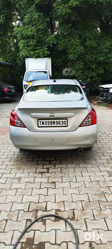 Nissan Sunny, 2012, Petrol