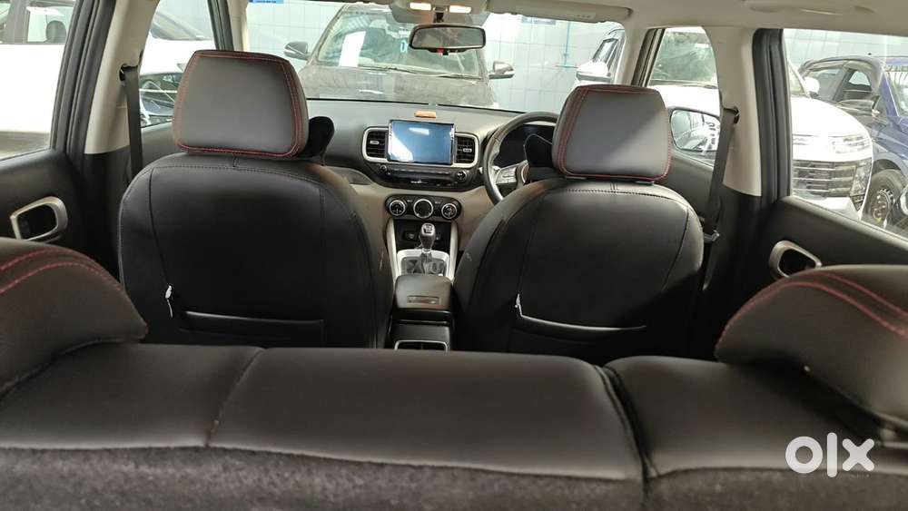 Hyundai Venue Petrol 2022
