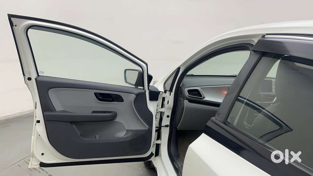 Tata Altroz 1.2 Xt, 2020, Petrol