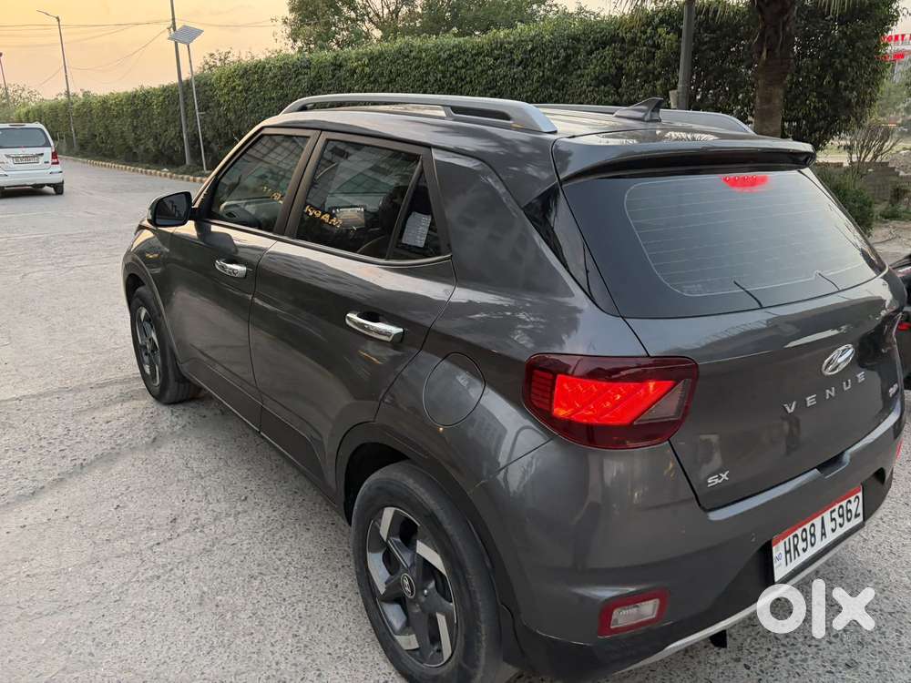 Hyundai Venue 1.0 Sx Turbo Imt, 2021, Petrol