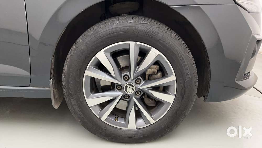 Skoda Slavia Style 1.5l Tsi Dsg, 2022, Petrol