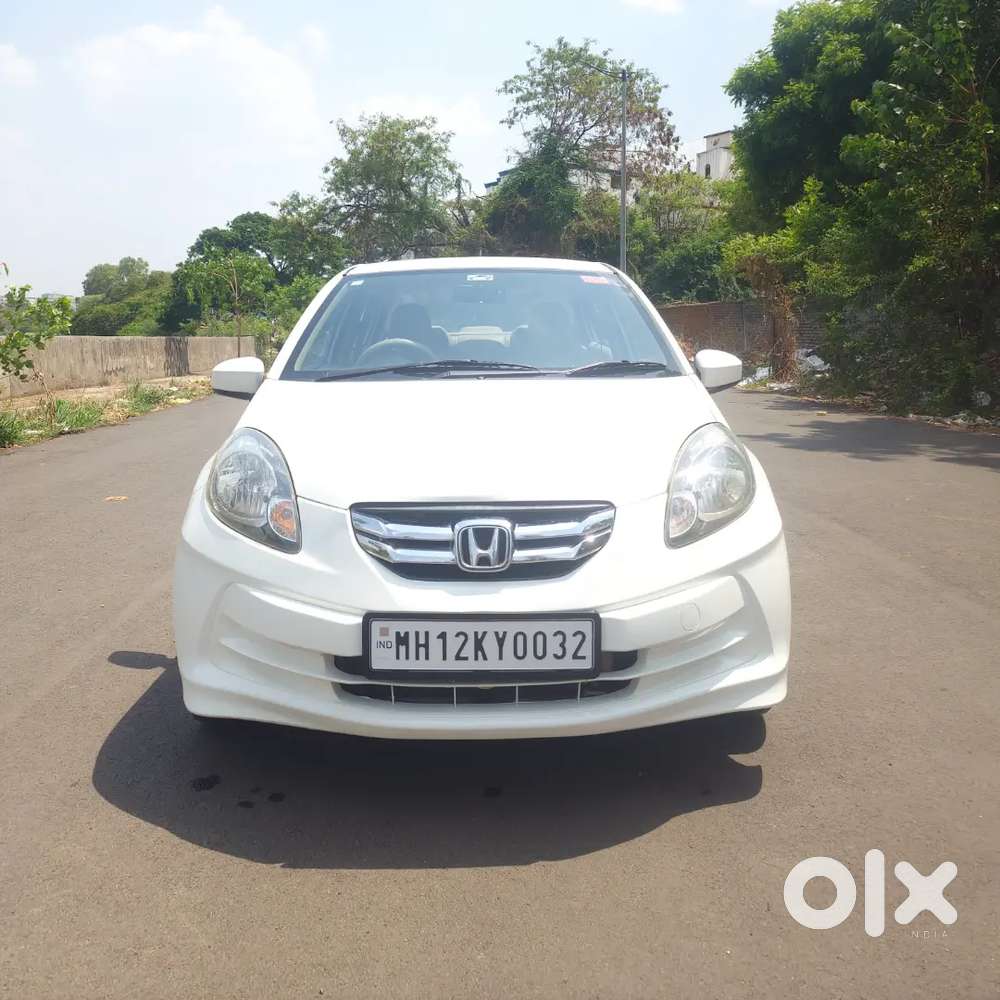 Honda Amaze 2014 (cng + Petrol) Reliable & Fuel-efficient..!