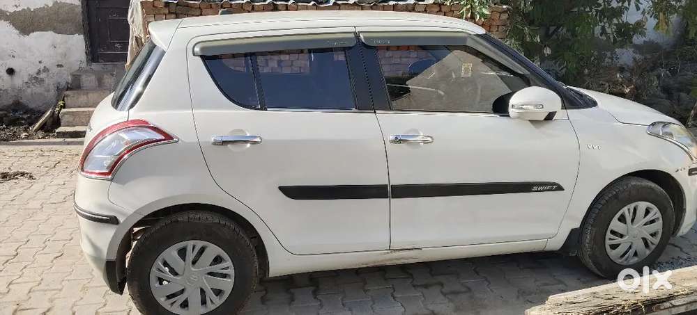 Maruti Suzuki Swift 2016 Petrol 32600 Km Driven