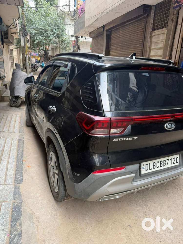 Kia Sonet Petrol 2021