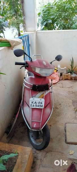 Olx on sale old scooty