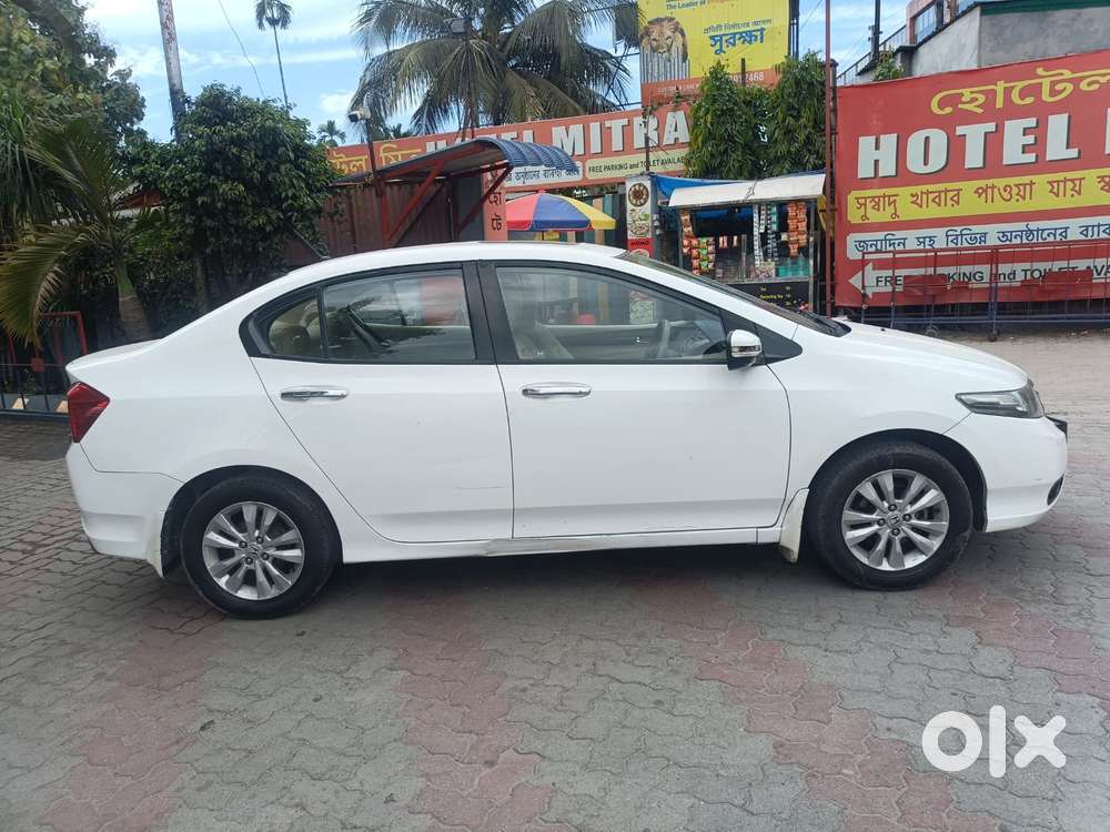 Honda City 1.5 V Mt Sunroof, 2013, Petrol