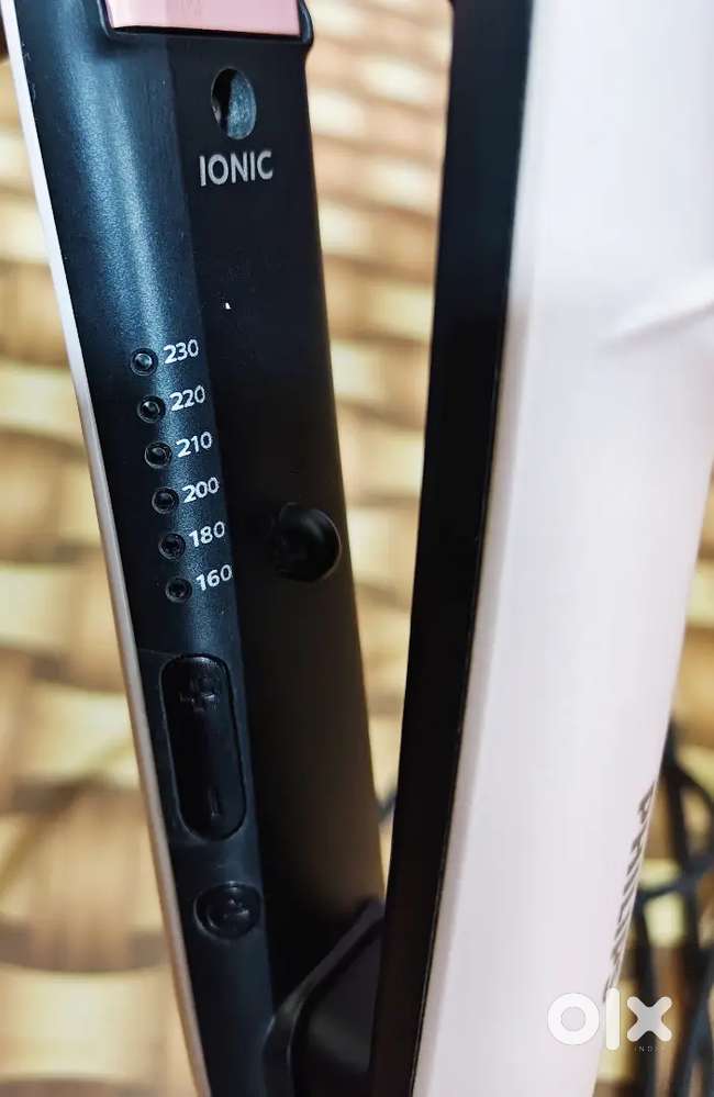 Phillips Kerashine Hair straightner