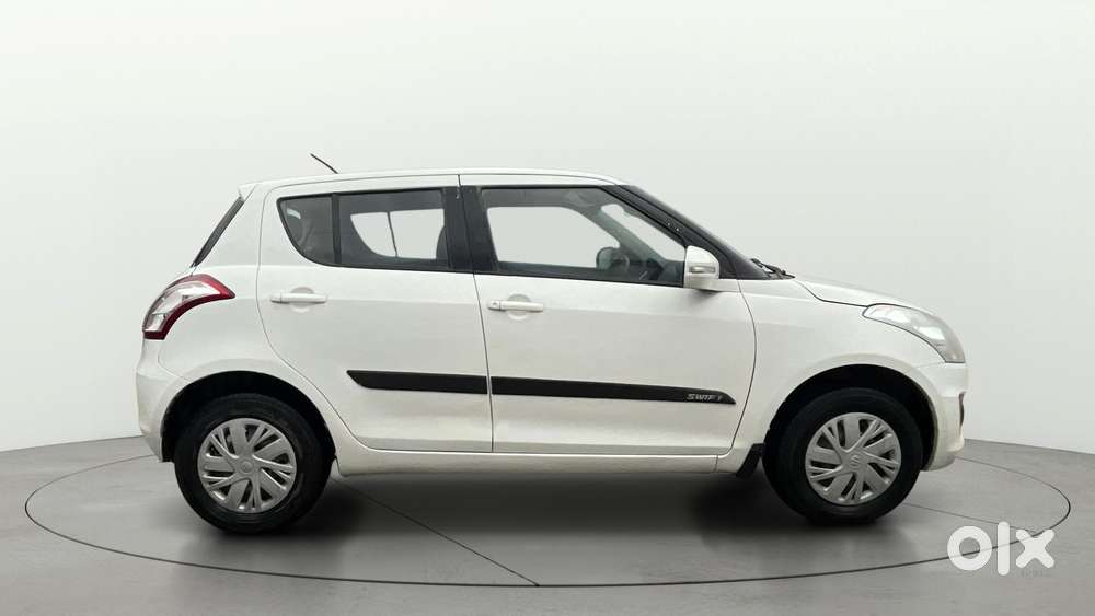 Maruti Suzuki Swift Vxi, 2016, Petrol