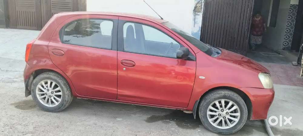Toyota Etios Liva 2012
