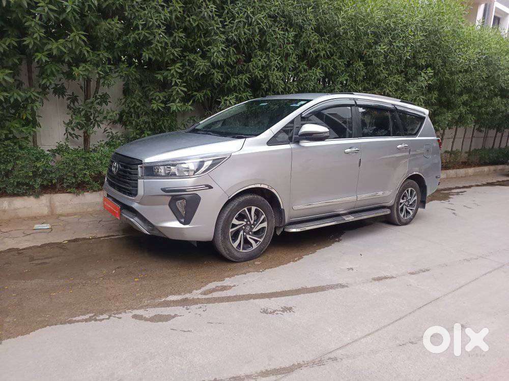 Toyota Innova Crysta 2.8 Gx At 8 Seater, 2022, Diesel