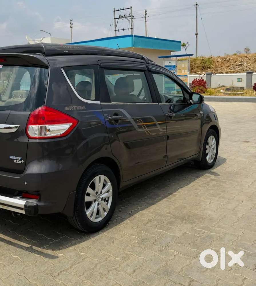 Insurance : Running

Reg Place : Ts-05

Vehicle Certificate :