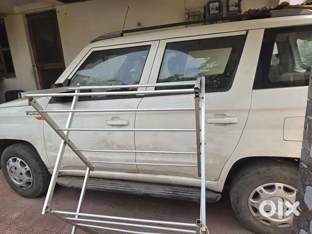 7 Seatermahindra Tuv 300  T 6 Plus 2016 Diesel Manual
