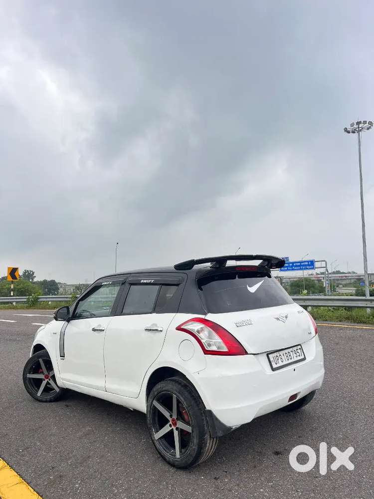Maruti Suzuki Swift Vdi  Diesel 2015 Modal  2 Owner