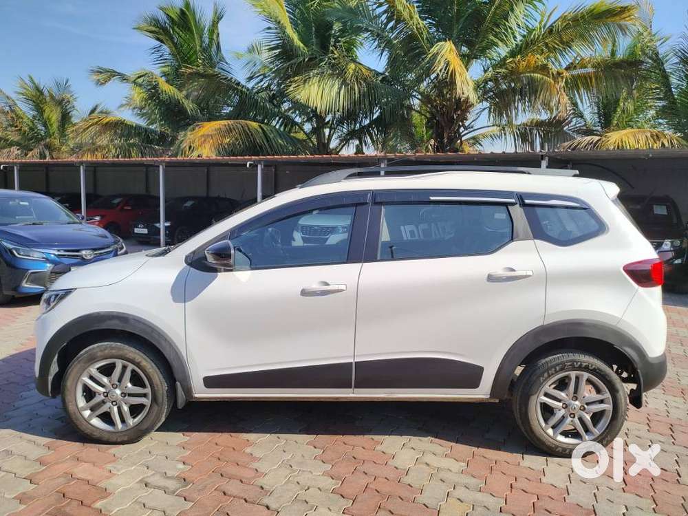 Renault Triber, 2022, Petrol