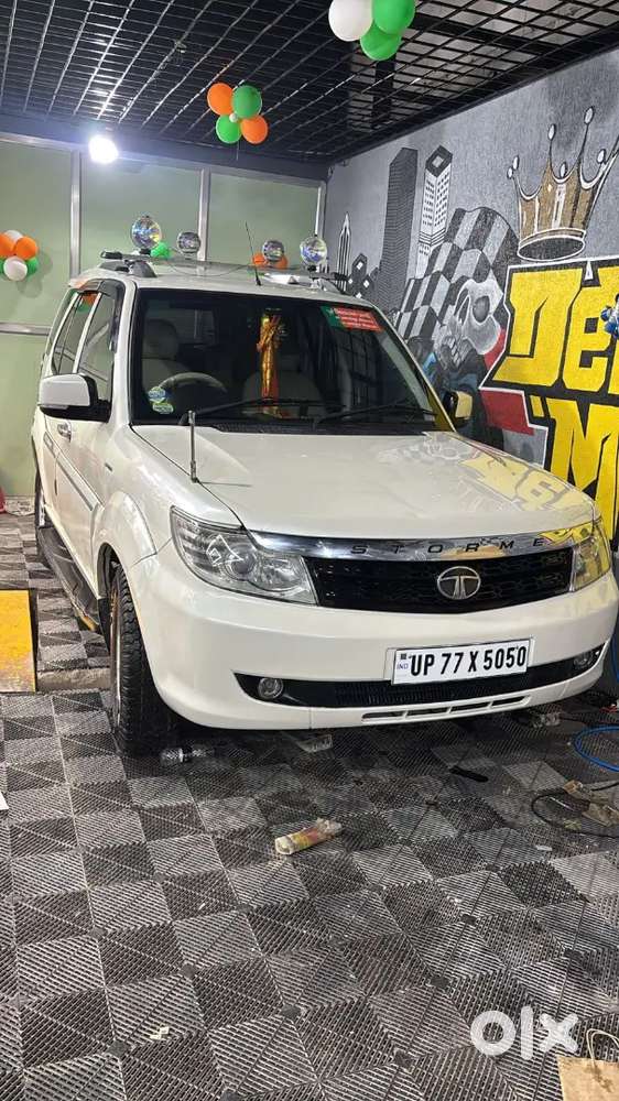 Tata Safari Storme 2018