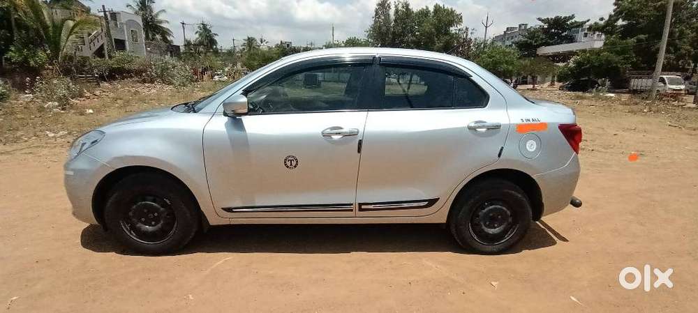 Maruti Suzuki Dzire 1.2 Vxi, 2023, Petrol
